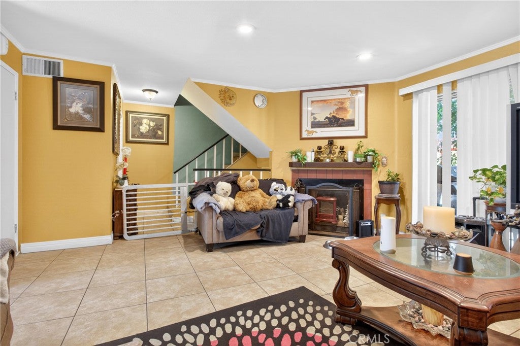 14287 foothill Boulevard 14
