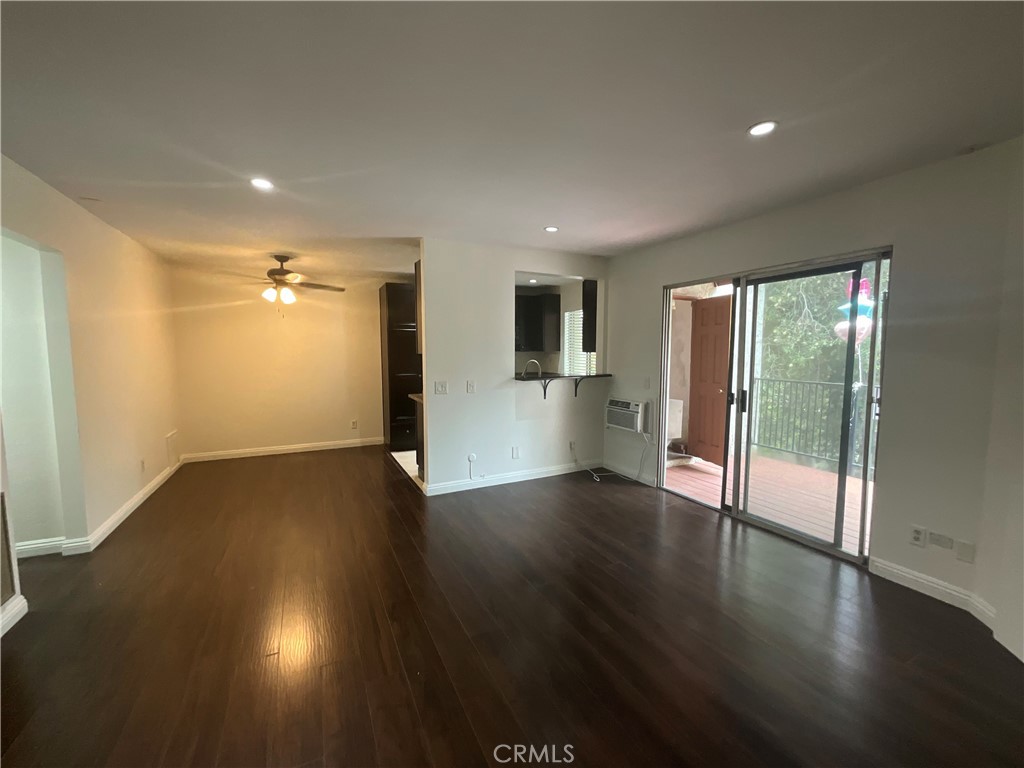 1052 S Idaho 24