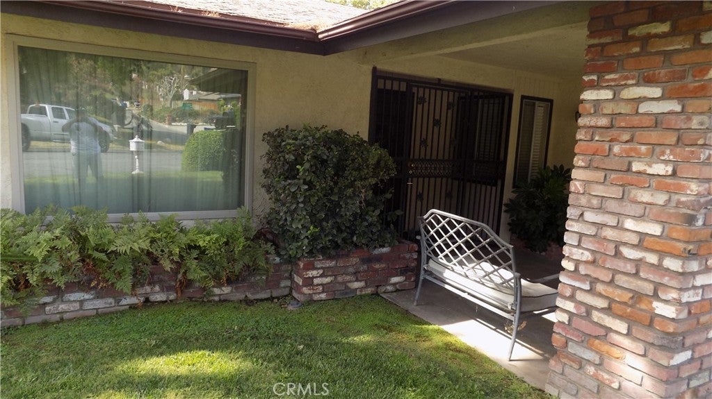 1733 Bonita Vista