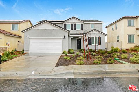 Photo of 36772 Arietta Way, Beaumont, CA 92223 (MLS # 26656255)