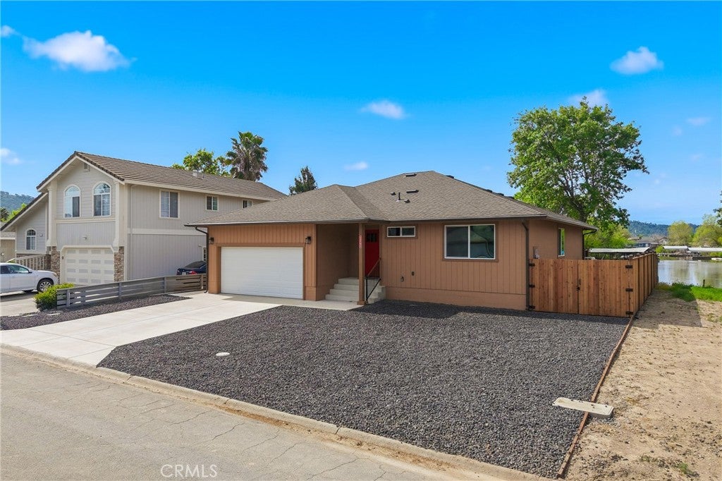 13161 Venus Village