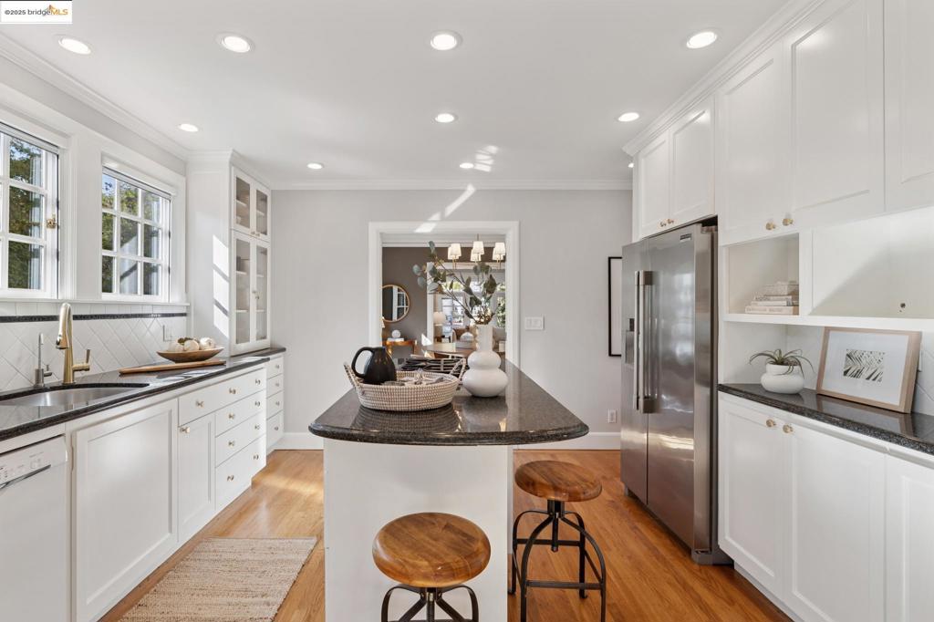 CROCKER HGHLANDS - Residential