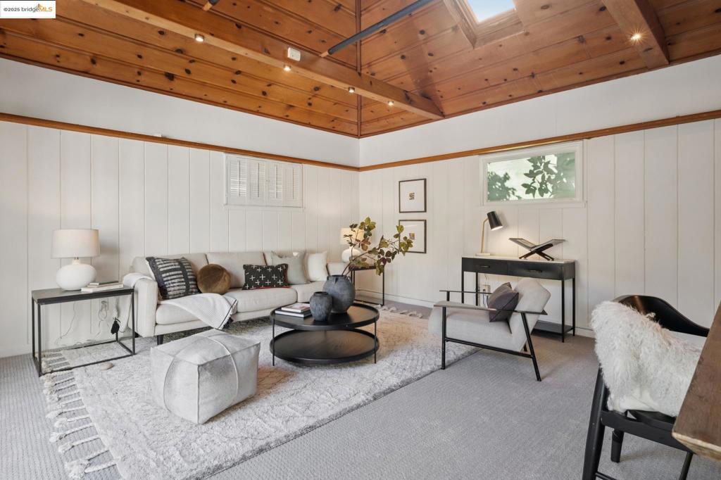 CROCKER HGHLANDS - Residential