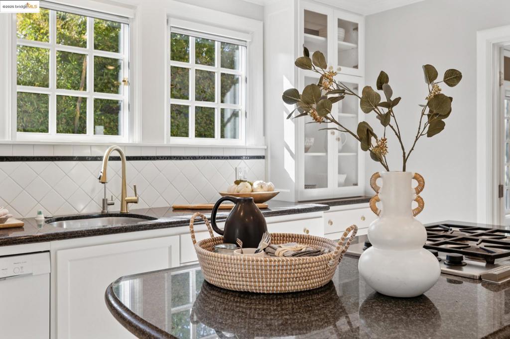 CROCKER HGHLANDS - Residential
