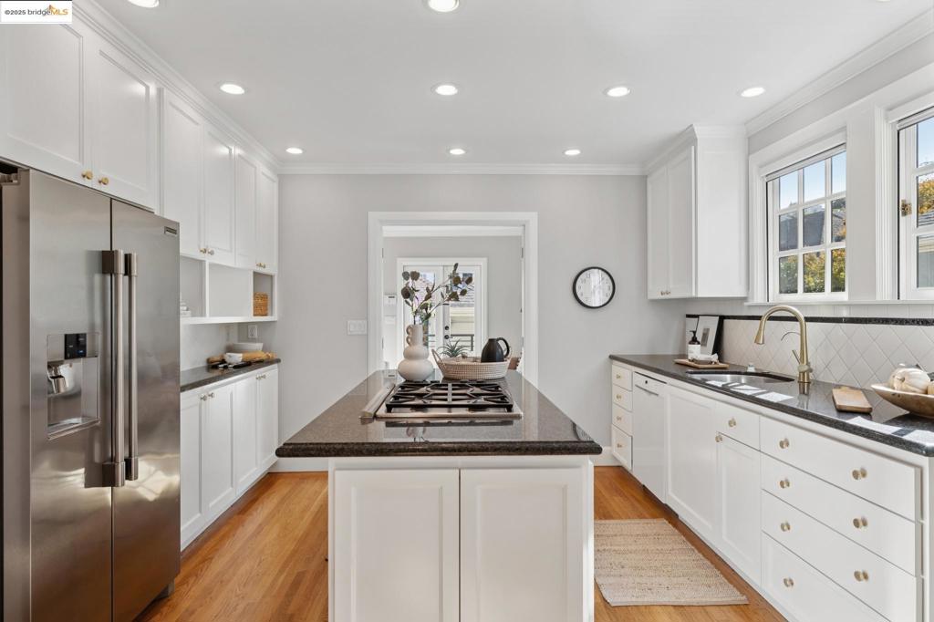 CROCKER HGHLANDS - Residential