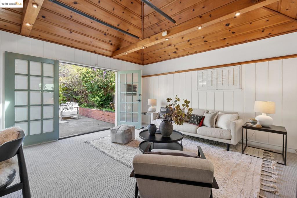 CROCKER HGHLANDS - Residential