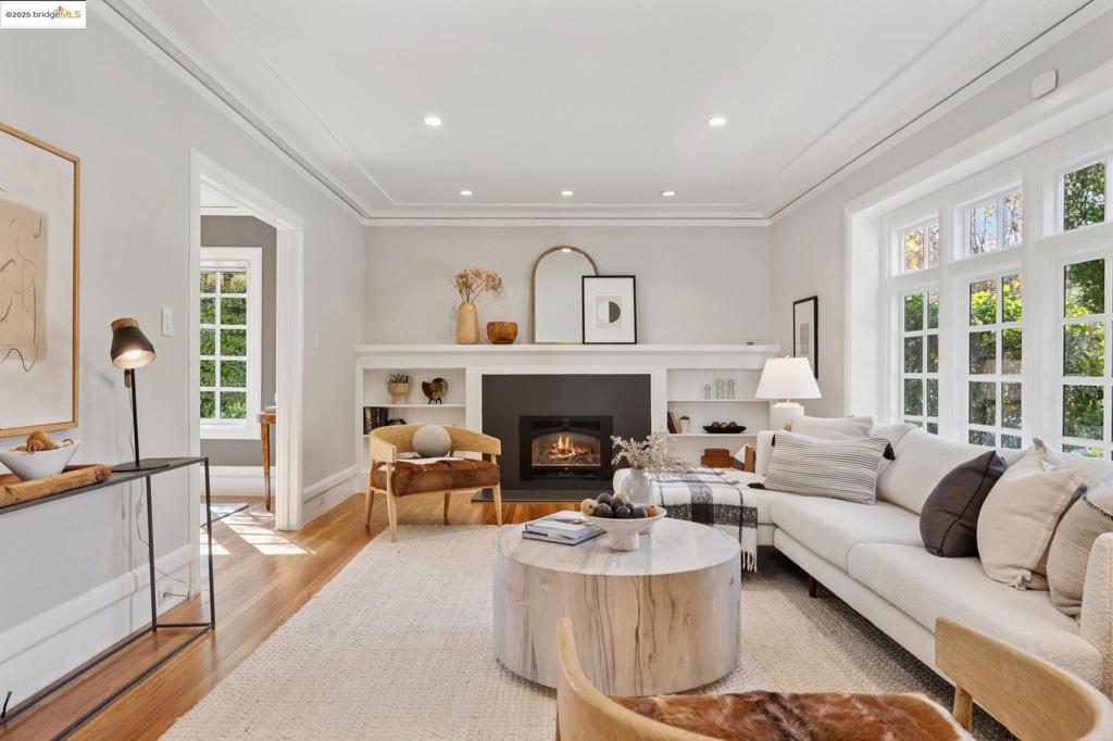 CROCKER HGHLANDS - Residential