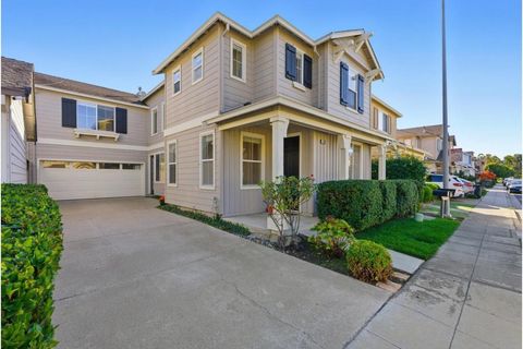 Photo of 956 Mouton Circle, East Palo Alto, CA 94303 (MLS # ML82025820) Photo of 956 Mouton Circle, East Palo Alto, CA 94303 (MLS # ML82025820)