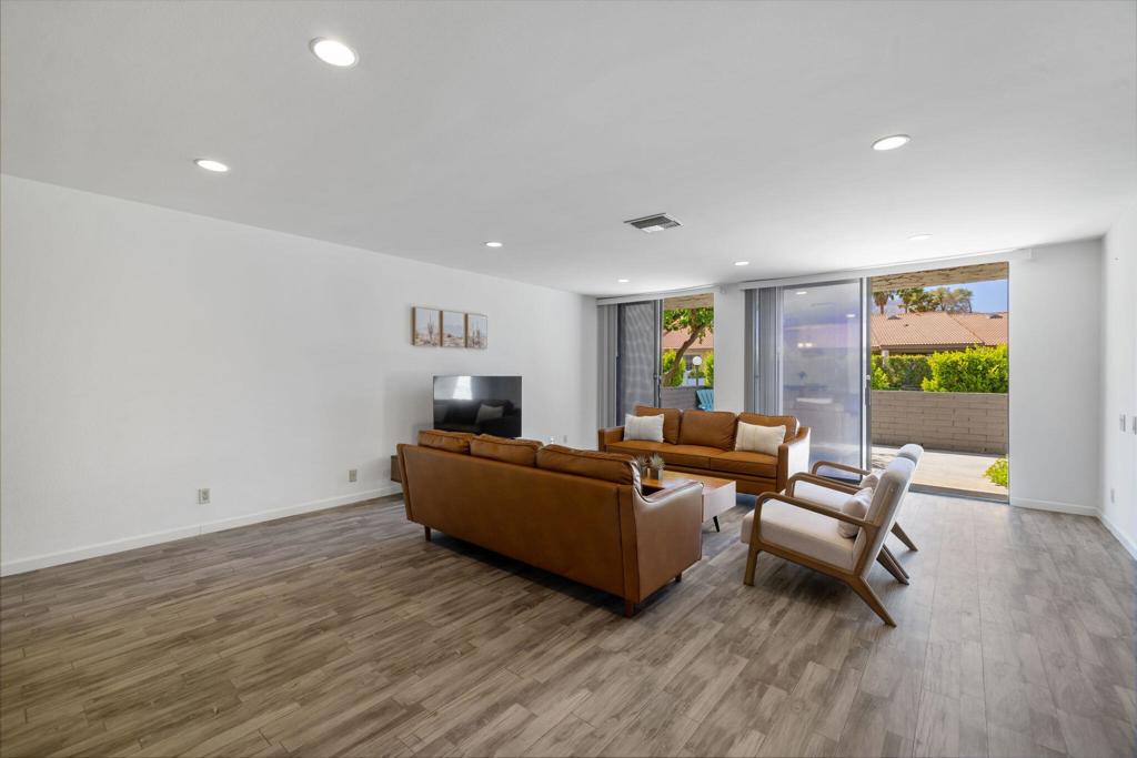 2603 N Whitewater Club Drive A