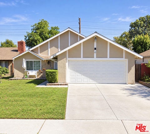 Photo of 874 Smallwood Street, Colton, CA 92324 (MLS # 26991273)