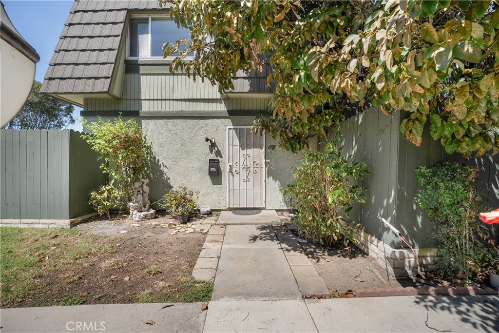 1642 Iowa Street A
