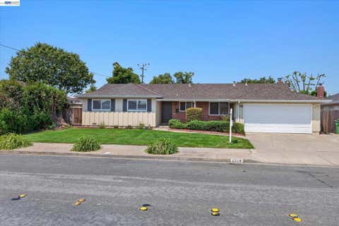 Photo of 5279 Eggers Dr DR, Fremont, CA 94536 (MLS # 41145094)