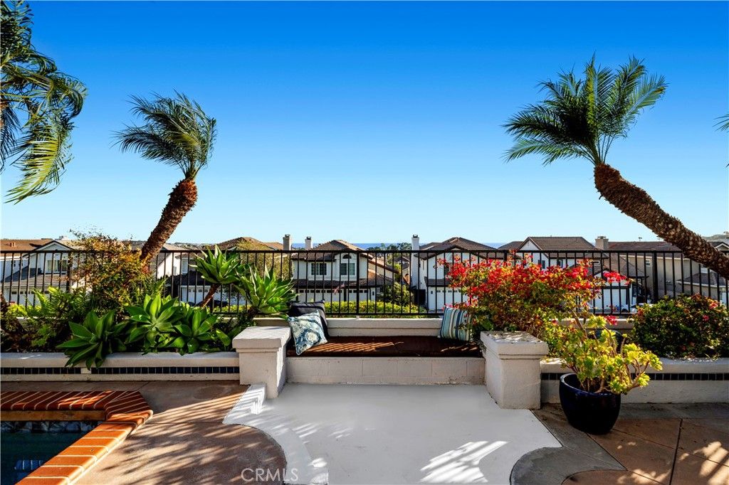 Photo of 24026 Caravel Pl, Laguna Niguel, CA 92677 (MLS # PW26071139)