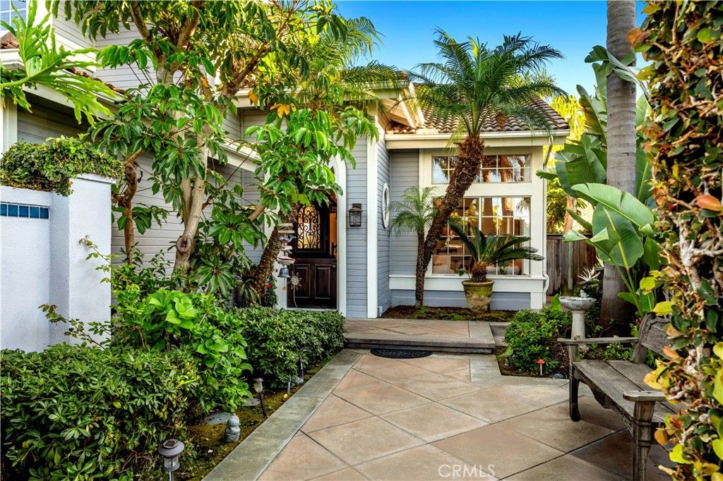 Photo of 24026 Caravel Pl, Laguna Niguel, CA 92677 (MLS # PW26071139)