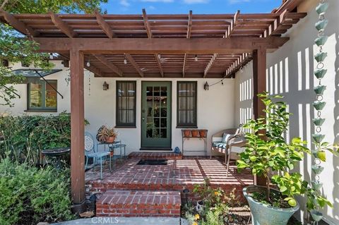 Tiny photo for 4426 Beatty Dr, Riverside, CA 92506 (MLS # IV26075441)