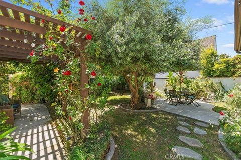 Tiny photo for 4426 Beatty Dr, Riverside, CA 92506 (MLS # IV26075441)