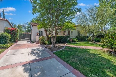 Tiny photo for 4426 Beatty Dr, Riverside, CA 92506 (MLS # IV26075441)