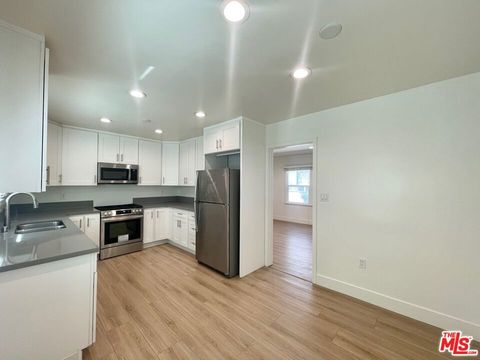 Photo of 4441 Tujunga Avenue #3, North Hollywood, CA 91602 (MLS # 26828537)