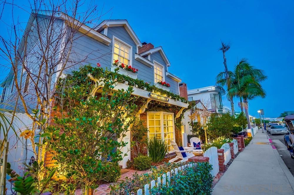 75 Corinthian Walk