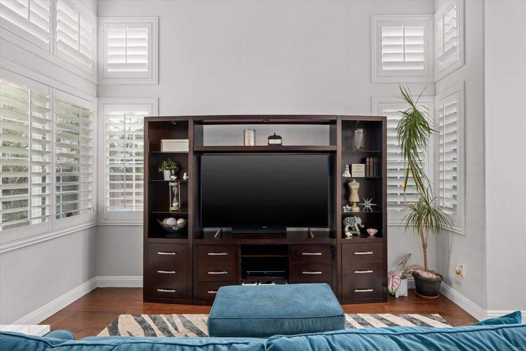 Discovery (DSCV) - Residential