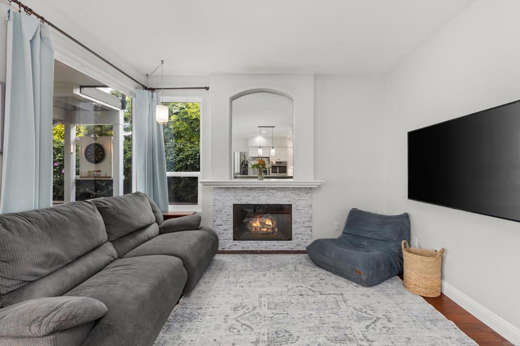 Discovery (DSCV) - Residential