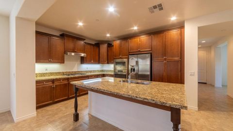 Photo of 570 Calle Vibrante, Palm Desert, CA 92211 (MLS # 219146456DA)