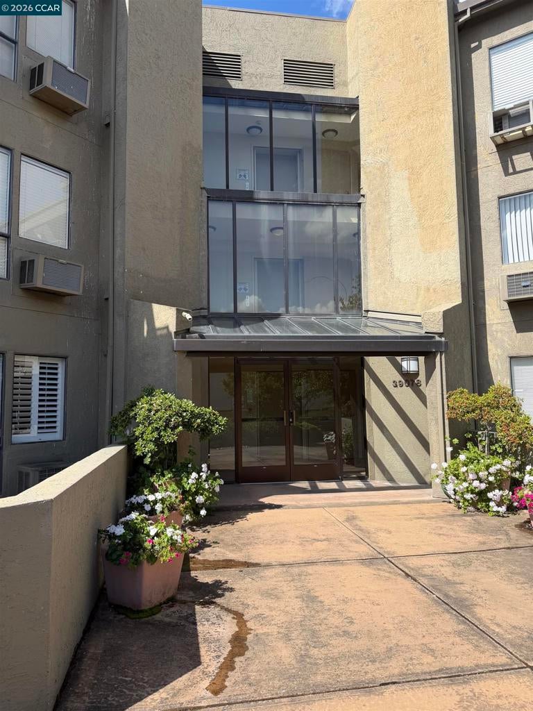 39078 Guardino Dr 209