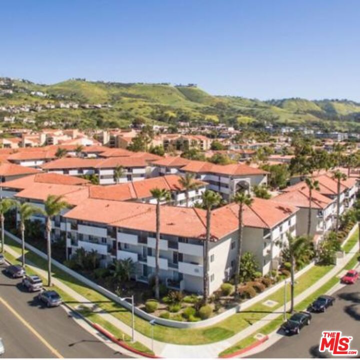 Virtual tours are available! This beautiful 2bd/2ba apartment home is available immediately! Status with Substance. A community perched atop a 200-foot bluff, offering sweeping views of the ocean. A setting befitting the finest resort. For you, its called home. This community is a luxurious enclave set on the Pacific, giving you all the perks and views of the good life. On the prestigious Palos Verdes Peninsula, your finely appointed residence is adjacent to the Terranea, a five-star hotel boasting eight dining options, a 9-hole golf course, and a luxury spa. Down the road, you'll find brand name retailers, markets and trendy cafes. Or, if you prefer a quieter night, take an evening stroll on the beach then retire to the refined serenity of your home. Your new apartment home featuring thoughtfully designed community spaces and upgraded interiors for all tastes. Enjoy the good life just steps from the sand.