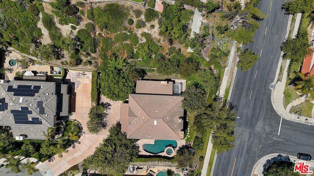 23863 Erin Place