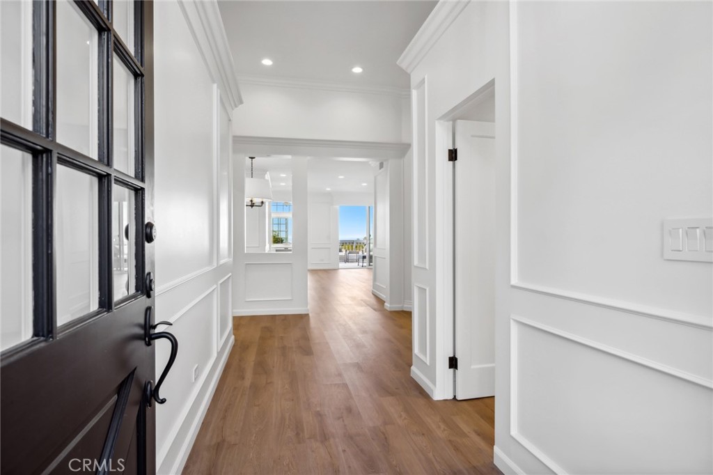 3521 Geranium Avenue 22