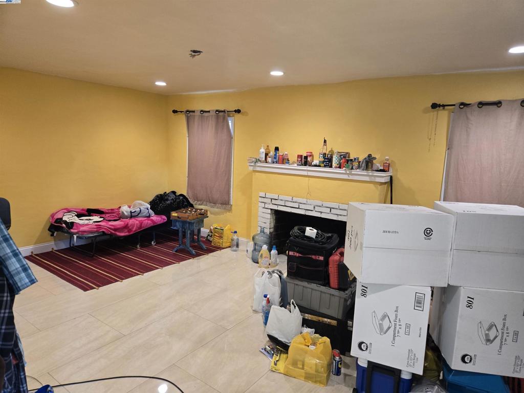 PARKER VILLAS - Residential