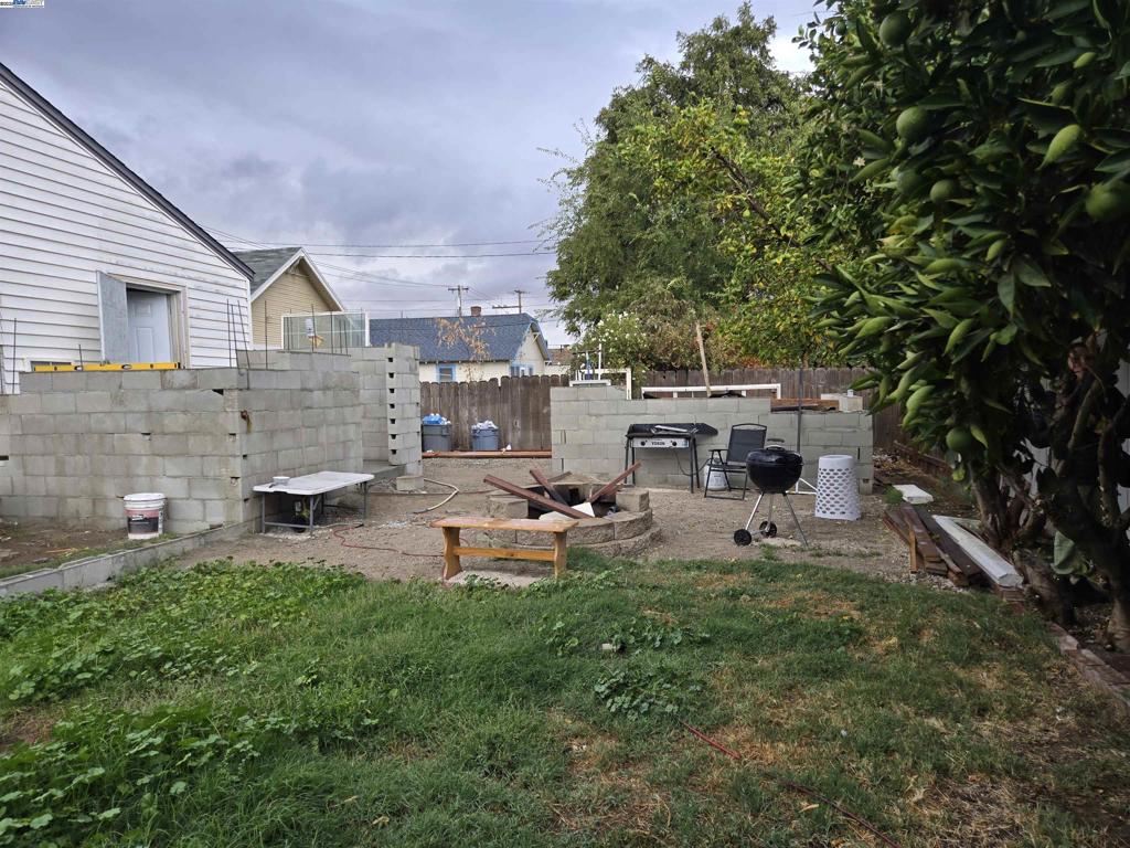 PARKER VILLAS - Residential