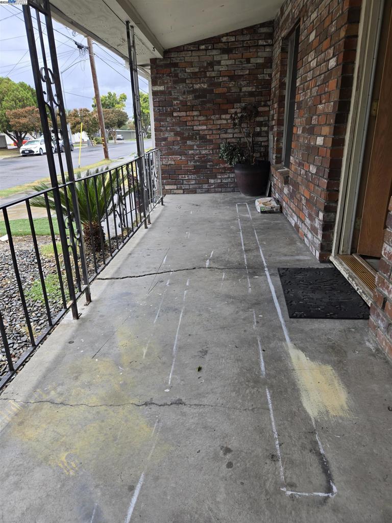 PARKER VILLAS - Residential