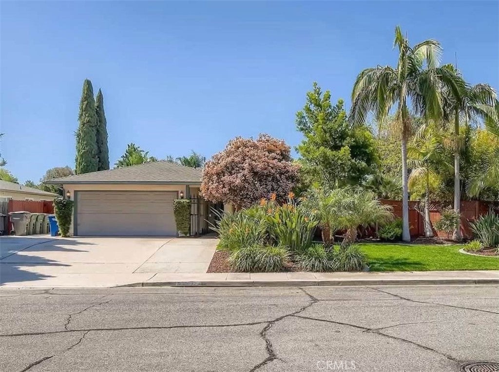1515 Montiel Road