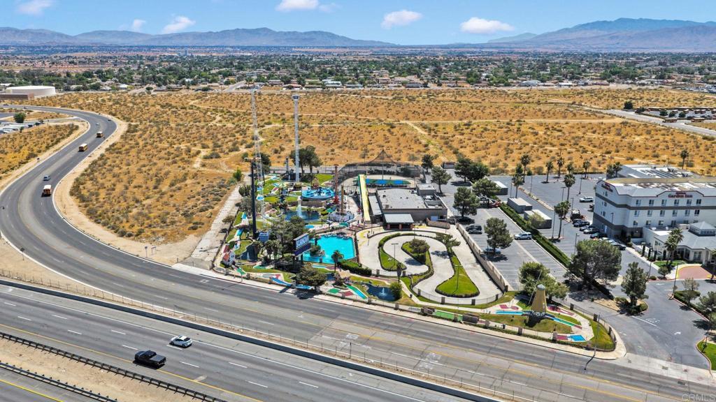 12627 Mariposa Rd