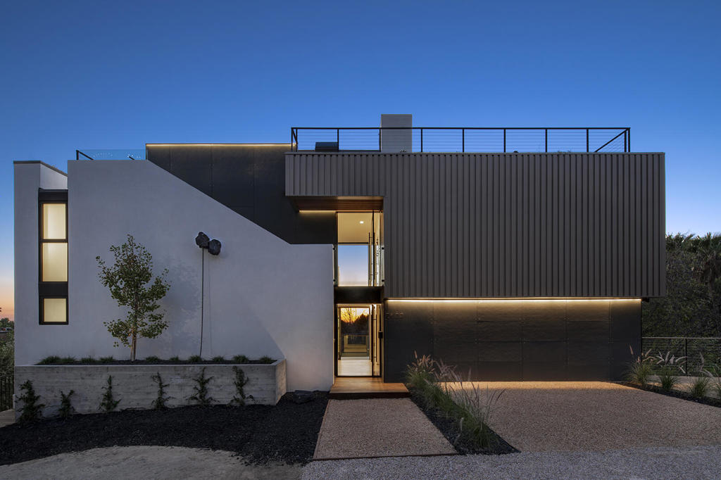 Properties 1 2635 Hargrave Drive