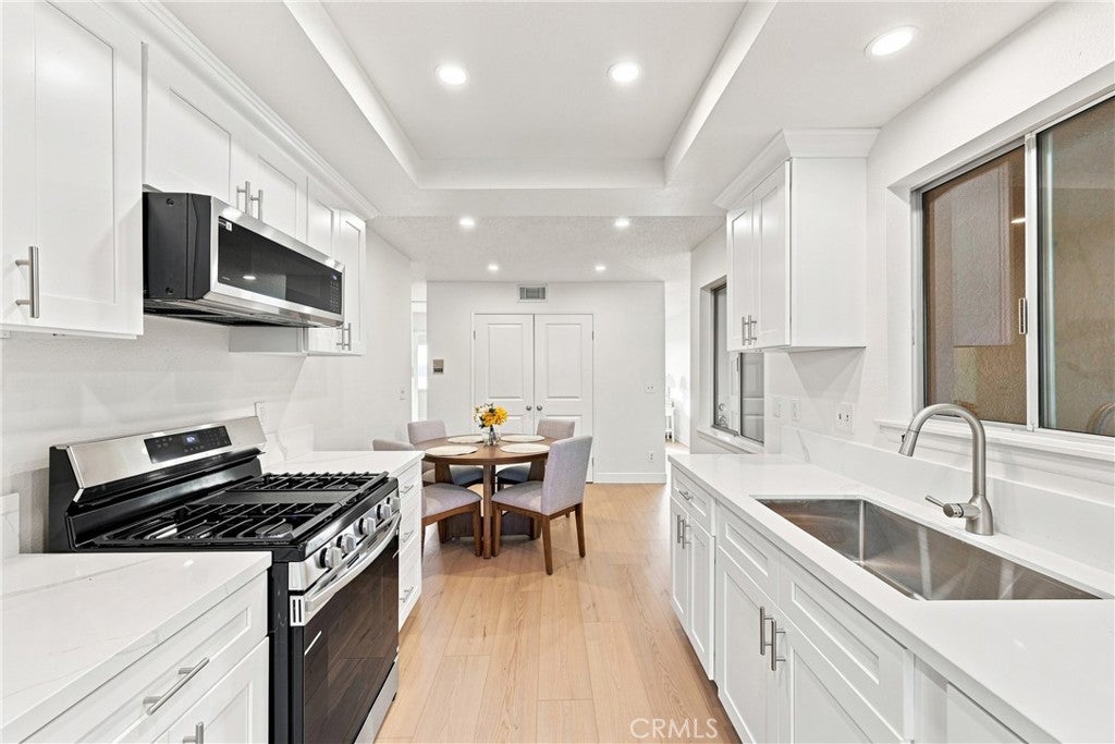 5905 Rosemead 3
