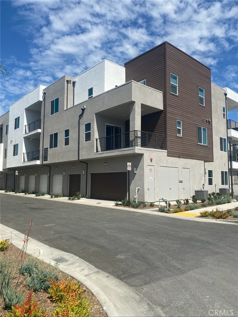 Amaris - Residential Lease