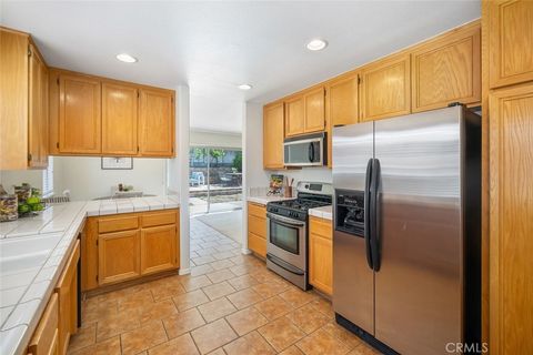 Tiny photo for 184 Bridgegate Ln, Paso Robles, CA 93446 (MLS # SC26080420)