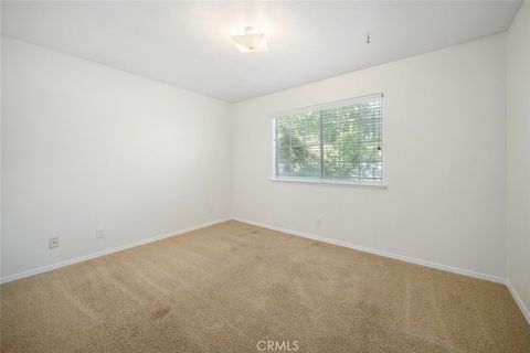 Tiny photo for 184 Bridgegate Ln, Paso Robles, CA 93446 (MLS # SC26080420)