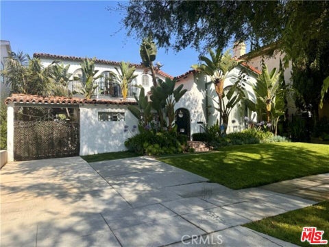 Photo of 213 EL CAMINO Drive, Beverly Hills, CA 90212 (MLS # 26996377)