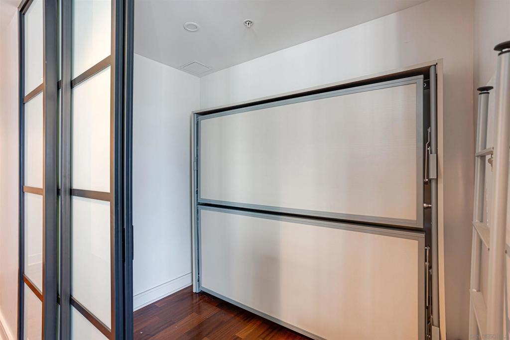 Downtown - Residential Lease