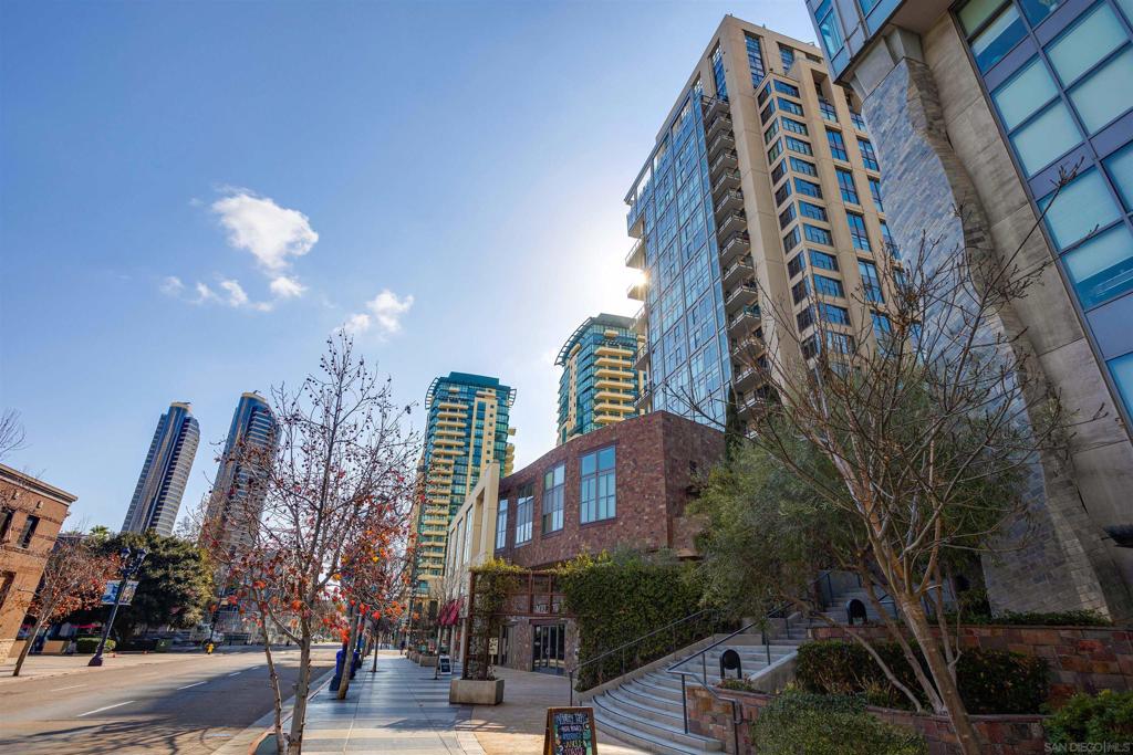 Downtown - Residential Lease