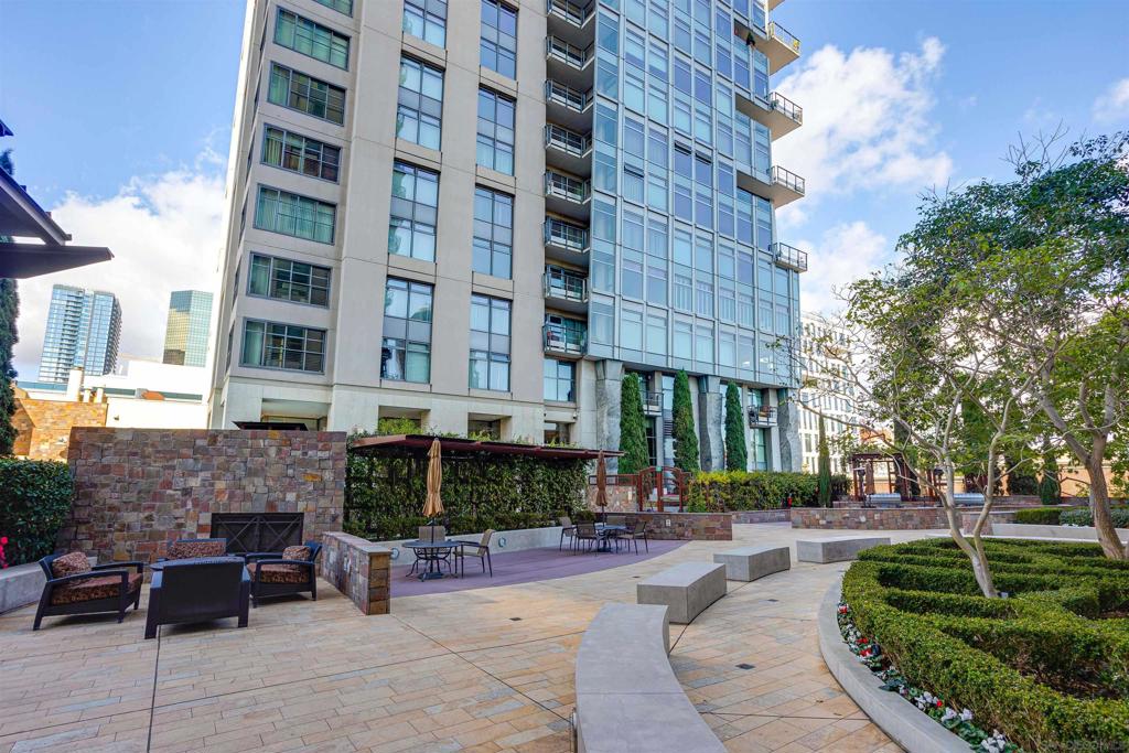 Downtown - Residential Lease