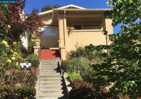 Photo of 687 JEAN STREET St, Oakland, CA 94610 (MLS # 41119730)
