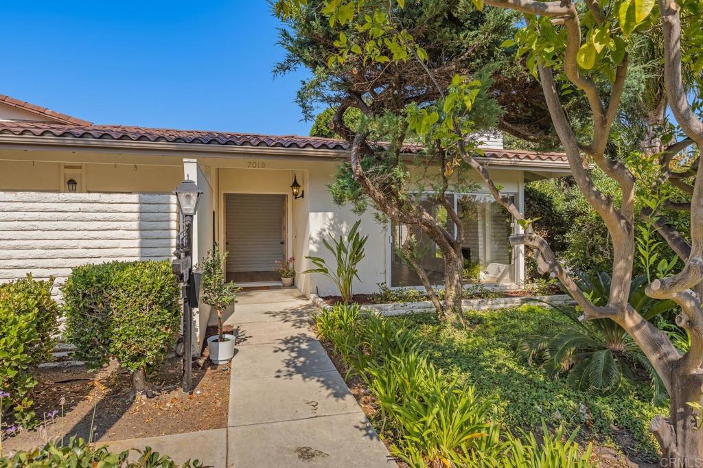 Fantastic Location! Beautifully Remodeled Single Level Condo. Just blocks away from the world-renowned, Omni La Costa Resort & Spa, minutes to the Carlsbad Beaches, Alga Park, restaurants and shops. This light and bright updated home offers the best of costal living. Enjoy brand new flooring, fresh paint and thoughtful upgrades throughout. This condominium features 2 bedrooms , 2 bathrooms and a flex space in the primary suite - ideal for a home office, nursery, or a gym. The kitchen includes new appliances and fixtures, a sunny breakfast nook and a window looking out to one of the two enclosed patios. The spacious living area is centered around a beautiful fireplace, perfect for relaxing and entertaining. Move in ready, come enjoy the summer in your new condo, here in Carlsbad!
