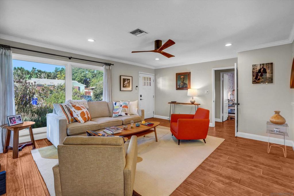 4113 Loma Alta Dr