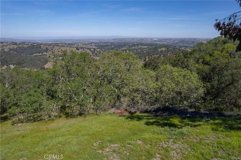 Photo of 11800 San Marcos Road, Atascadero, CA 93422 (MLS # NS25226732)