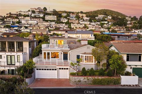 Photo of 320 Emerald Bay, Laguna Beach, CA 92651 (MLS # LG26079215)