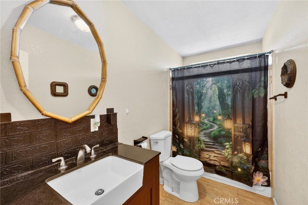 listing image 130727539262101907335